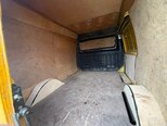Ford Transit-10