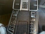 Porsche Panamera 4S Executive-11