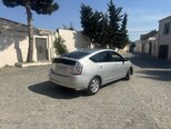 Toyota Prius-4