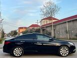 Hyundai Sonata-4