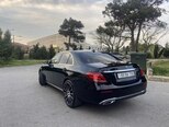 Mercedes E 200 d-12