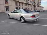 Mercedes E 220-5