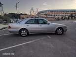 Mercedes E 220-10