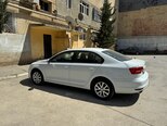 Volkswagen Jetta-6