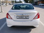 Nissan Sunny-4