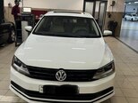 Volkswagen Jetta-1