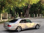 Mercedes E 240-6