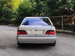 Mercedes E 240-8
