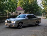 Mercedes E 240-3