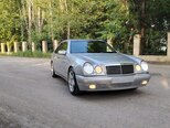 Mercedes E 240-4