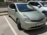 Toyota Prius-10