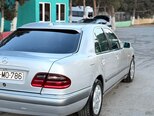 Mercedes E 280-3