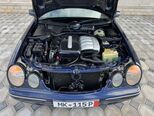 Mercedes E 220-13