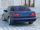 Mercedes E 220-20