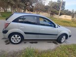 Kia Rio-12