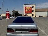 Mercedes E 270-2