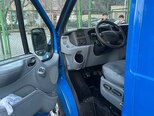Ford Transit-10
