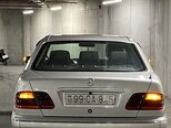 Mercedes E 220-3