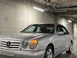 Mercedes E 220-2