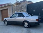Mercedes 190-5