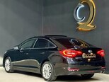 Hyundai Sonata-17
