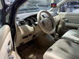 Nissan Tiida-11
