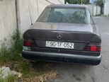 Mercedes E 200-2