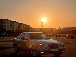 Mercedes E 270-3