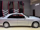 Mercedes E 240-7
