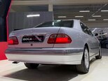 Mercedes E 240-10