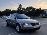 Volkswagen Passat-2