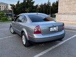 Volkswagen Passat-12