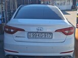 Hyundai Sonata-2
