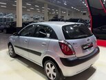 Kia Rio-7