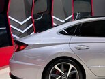 Hyundai Sonata-16
