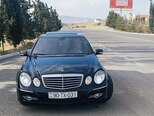 Mercedes E 270-6