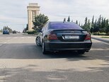 Mercedes E 270-9