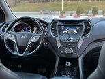 Hyundai Santa Fe-17