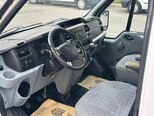 Ford Transit-10