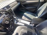 Volkswagen Passat-5