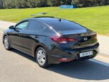 Hyundai Elantra-6