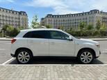 Mitsubishi Outlander Sport-6