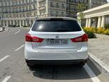 Mitsubishi Outlander Sport-8