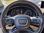 Audi Q7-12