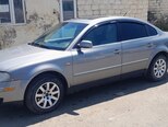 Volkswagen Passat-2
