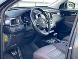 Kia Sorento-11