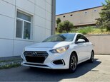 Hyundai Accent-4