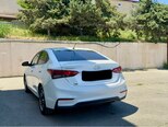 Hyundai Accent-16