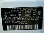 Hyundai Accent-21