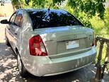 Hyundai Accent-2